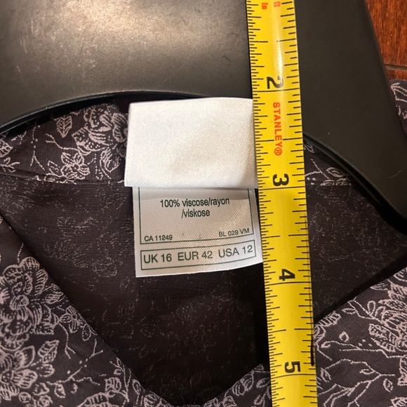 Vintage Laura Ashley Button-Up Shirt Floral Print Grey Black Feminine Office - Picture 7 of 7